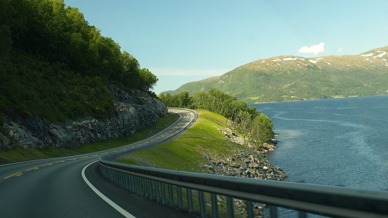 De beste reisemålene for bilferie i Norge